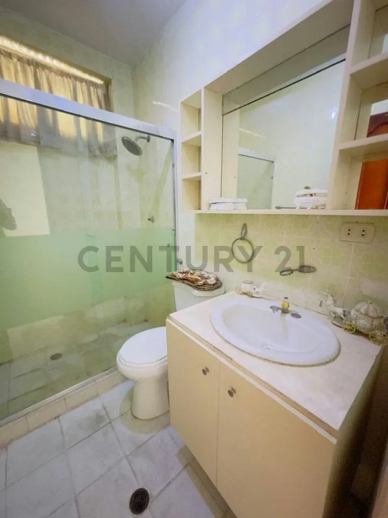 Venta Apartamento en el Centro de Puerto La Cruz - 6