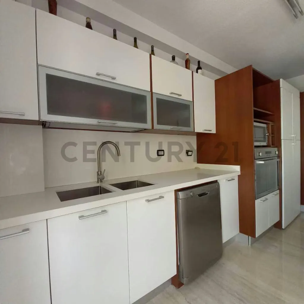 Disponible para alquiler inmediato amoblados dentro del complejo Pueblo Viejo. - 2