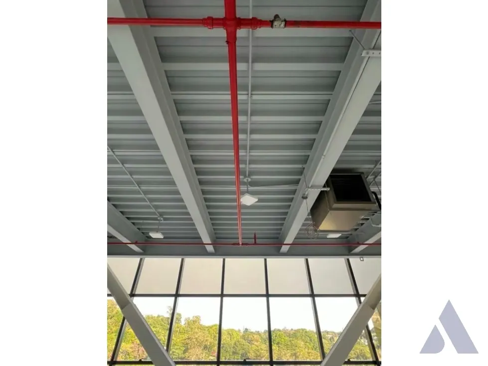 Alquilo oficina 70m2 La Lagunita 9673 - 2
