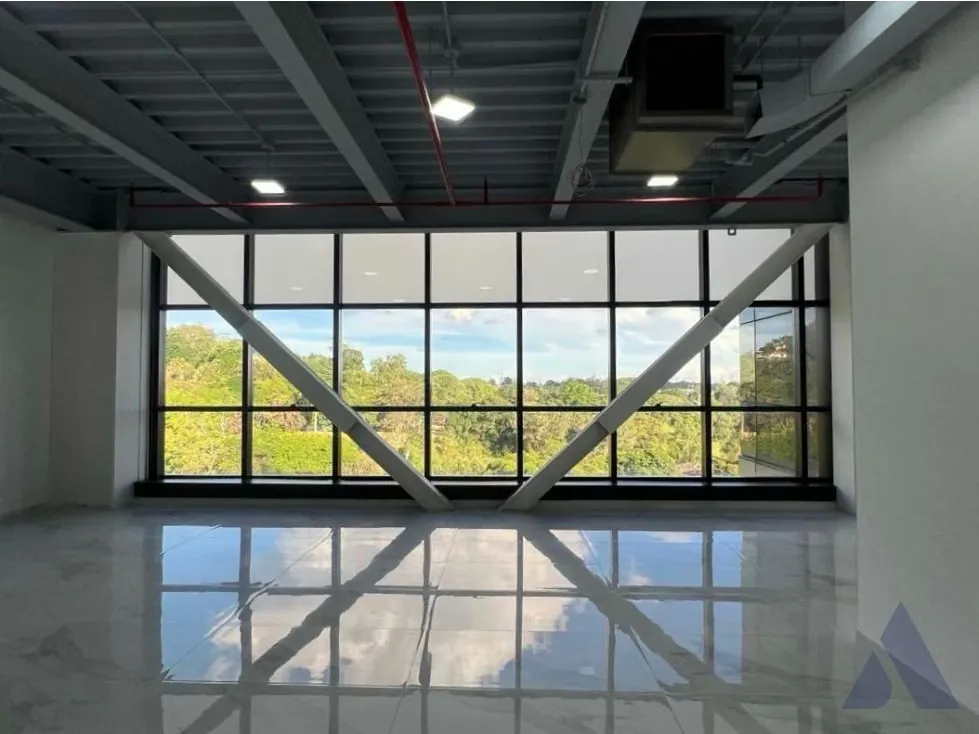 Alquilo oficina 70m2 La Lagunita 9673 - 5