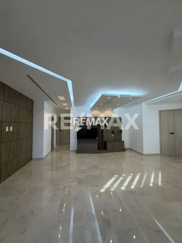 Apartamento a Estrenar en Edif. Puerto Vallarta - 3