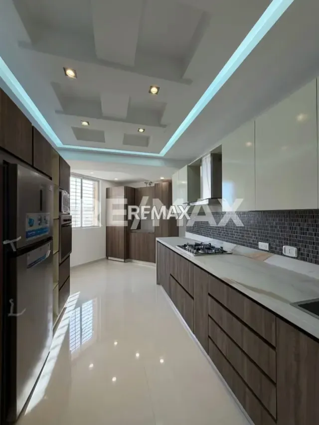 Apartamento a Estrenar en Edif. Puerto Vallarta - 4