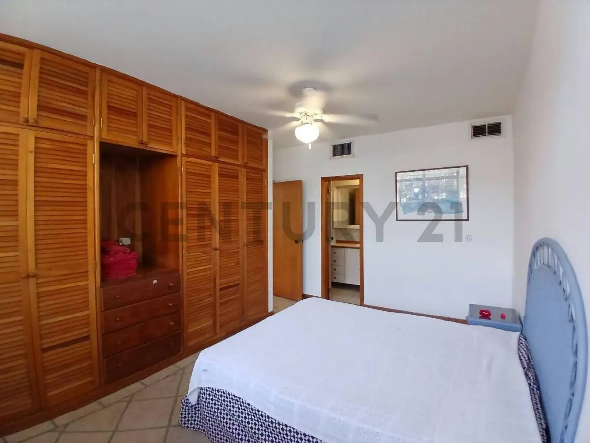 Apartamento renta fija con vista a la bahía de Pampatar desde la terraza. - 17