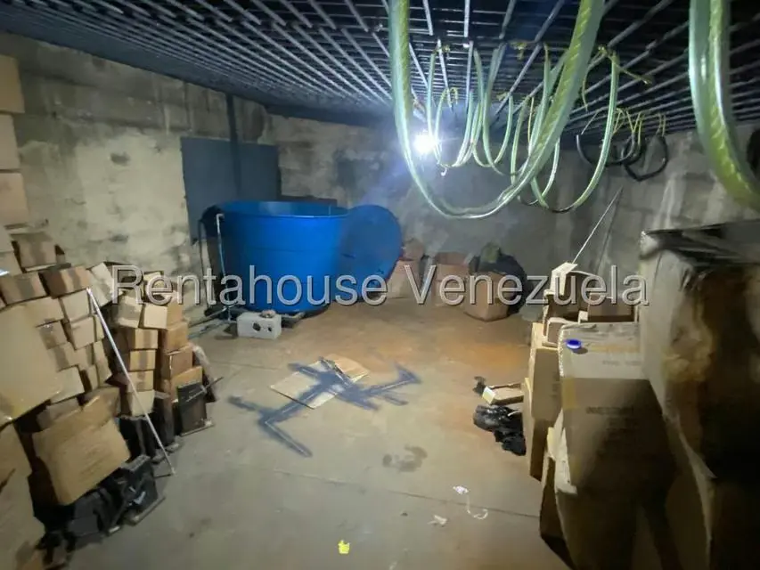 Local Comercial en Venta en Parroquia Catedral, Distrito Metropolitano - 19