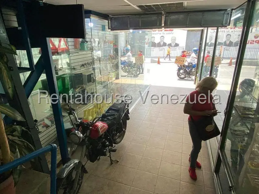 Local Comercial en Venta en Parroquia Catedral, Distrito Metropolitano - 3