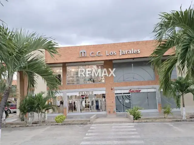 En Venta: Espacio consultorio Médico-Quirúrgico de 138 m² Los Jarales San Diego