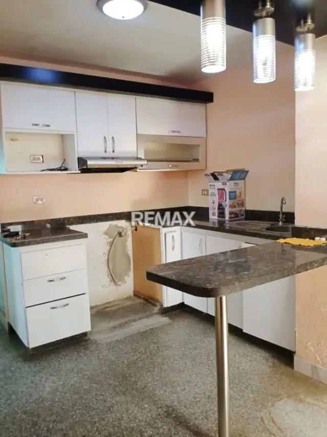 Venta de apartamento en Urbanización Macías Mujica - 3