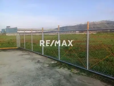 EN EXCLUSIVA AMPLIO TERRENO INDUSTRIAL EN LAS GARCITAS EN LA CARRETERA NACIONAL LOS GUAYOS GUACARA