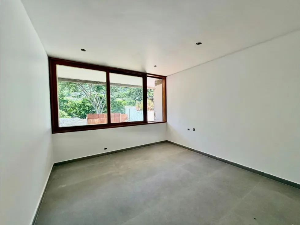 Se vende casa 750m2 4h+s+ch/6b/6p Prados del Este - 13