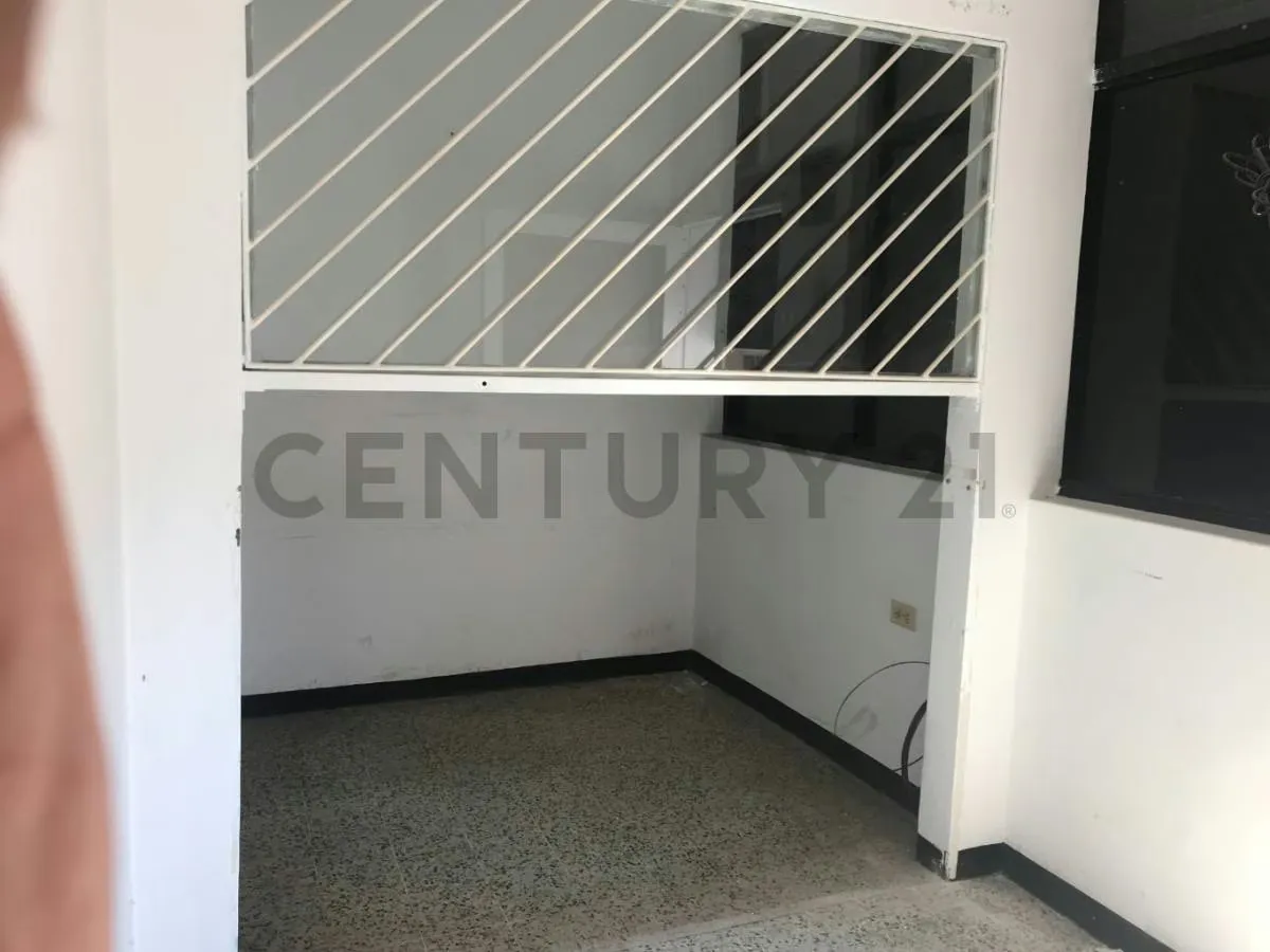 Alquiler de Local comercial en Sector Belloso - 5
