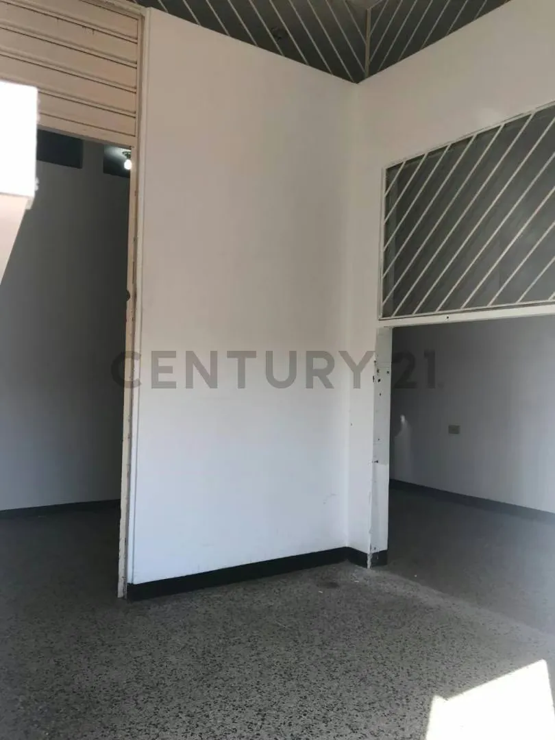 Alquiler de Local comercial en Sector Belloso - 9