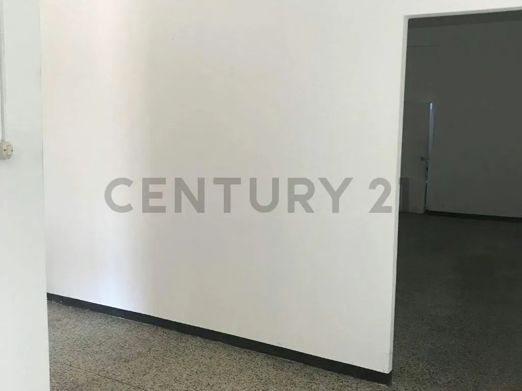 Alquiler de Local comercial en Sector Belloso - 10