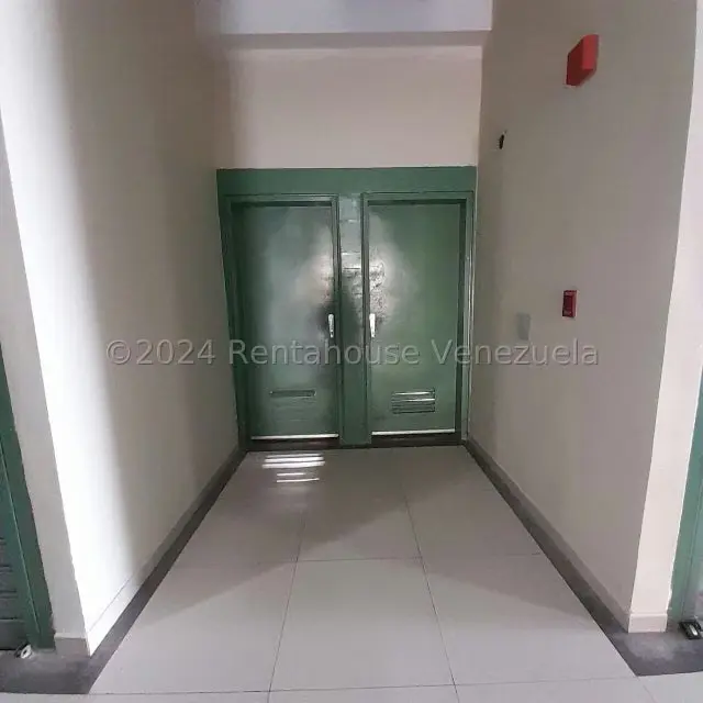 Local Comercial en Alquiler en Centro, Lara - 12
