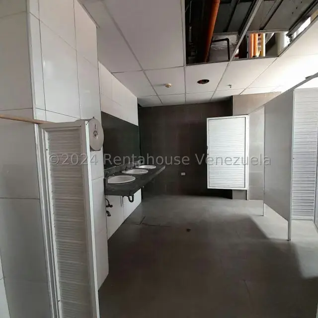 Local Comercial en Alquiler en Centro, Lara - 14
