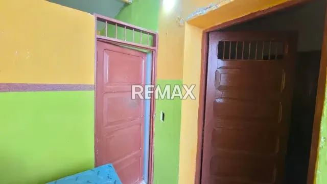 En Venta Casa doble uso (comercial y residencial) en la Prolongación de la 5ta Avenida - 3