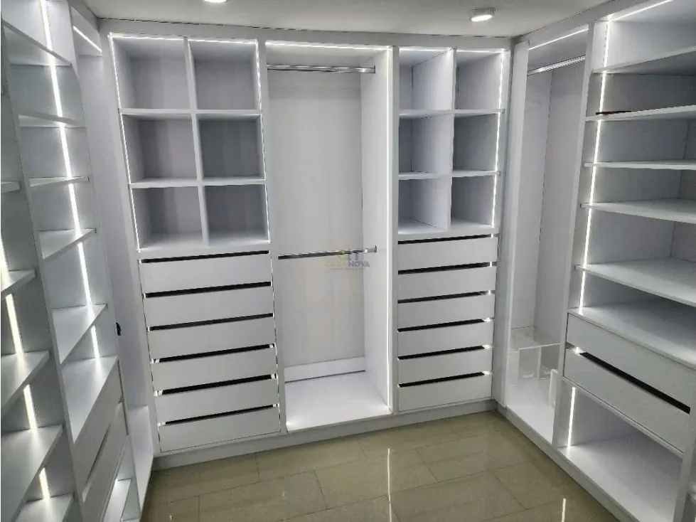 Se vende casa amoblada y equipada Caurimare 700m2 - 29