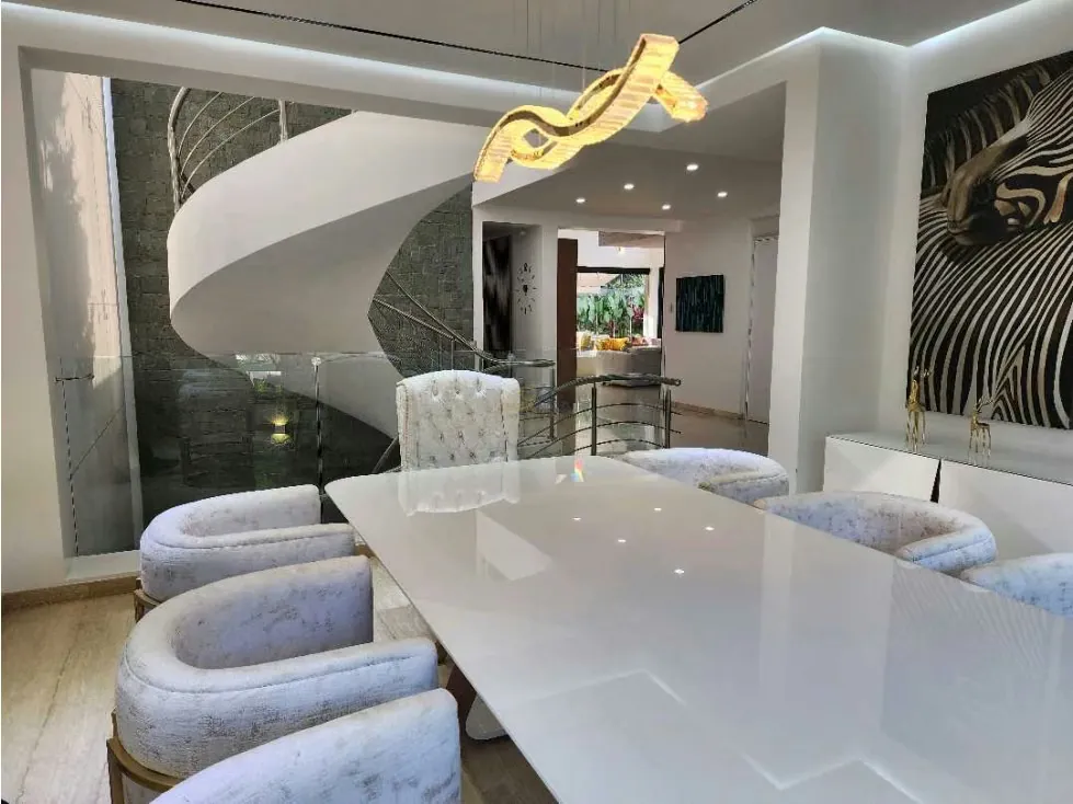 Se vende casa amoblada y equipada Caurimare 700m2 - 4