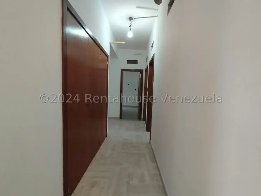 Apartamento (1 Nivel) en Venta en La Trigaleña, Carabobo - 28
