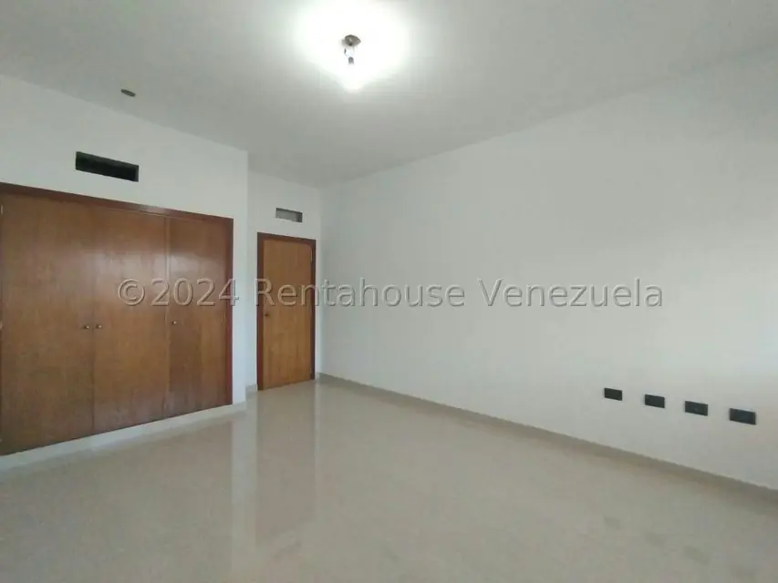 Apartamento (1 Nivel) en Venta en La Trigaleña, Carabobo - 34