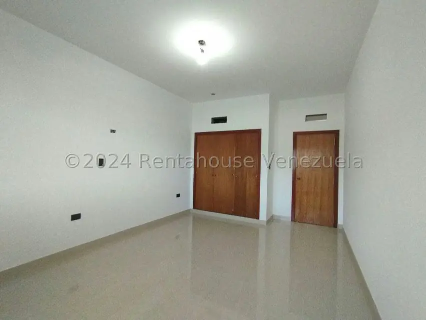 Apartamento (1 Nivel) en Venta en La Trigaleña, Carabobo - 35