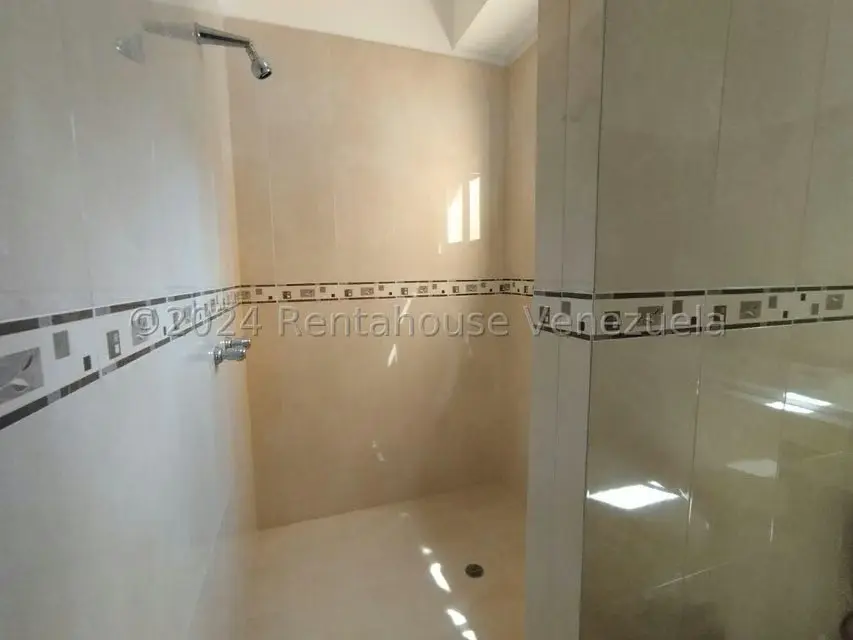 Apartamento (1 Nivel) en Venta en La Trigaleña, Carabobo - 46