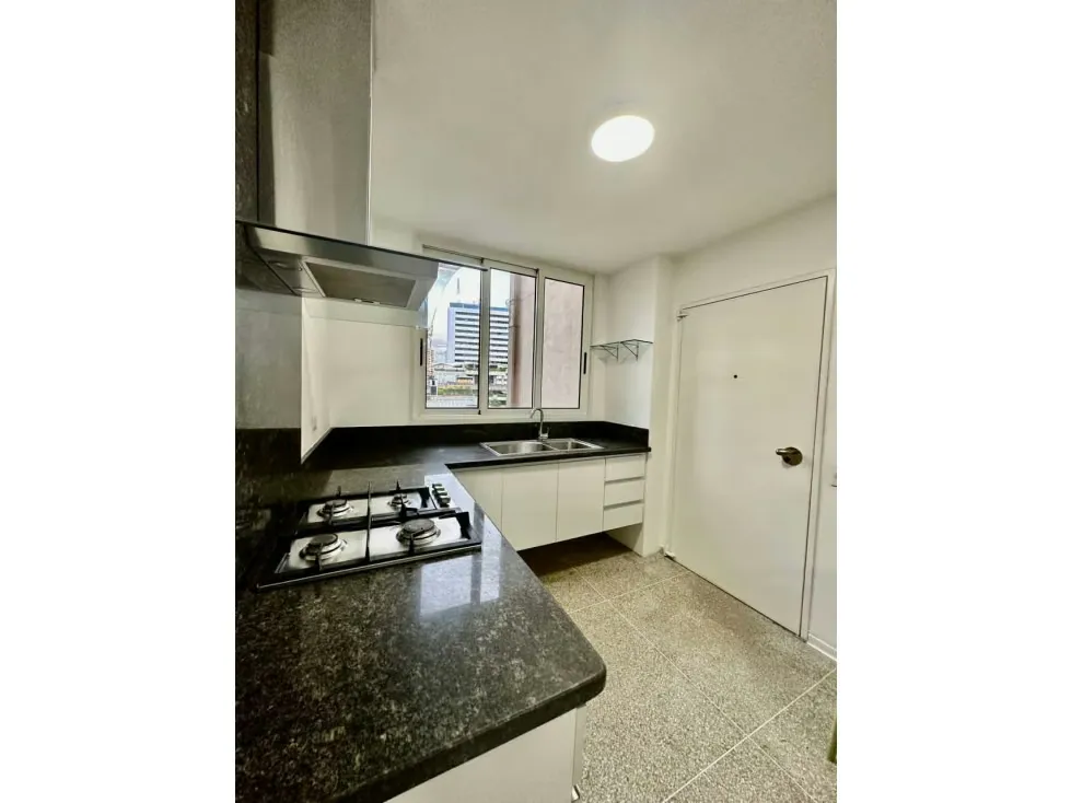 Vendo apartamento 180m2 Los Palos Grandes REF. AMARILLA - 11