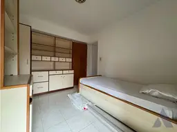 View 10