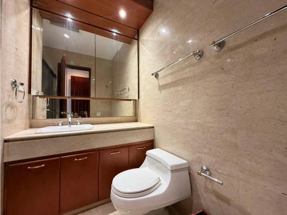 Se alquila Apto 380m² 4h+s/4.5b+s/5p La Lagunita - 20
