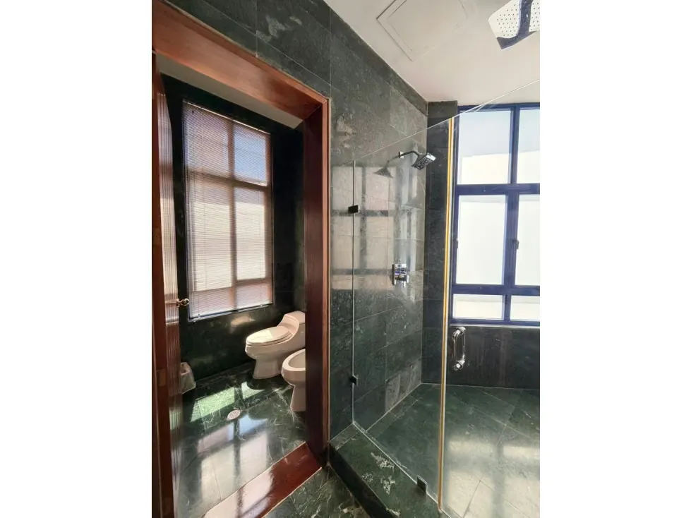 Se alquila Apto 380m² 4h+s/4.5b+s/5p La Lagunita - 23