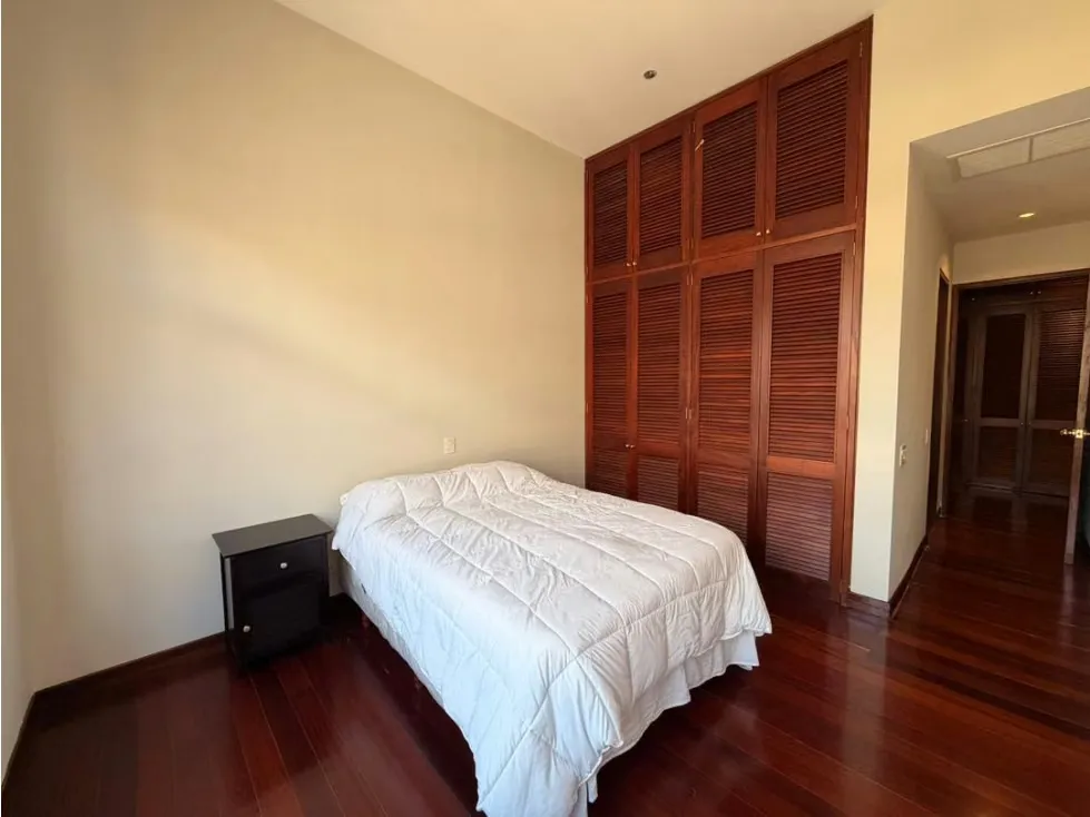 Se alquila Apto 380m² 4h+s/4.5b+s/5p La Lagunita - 7