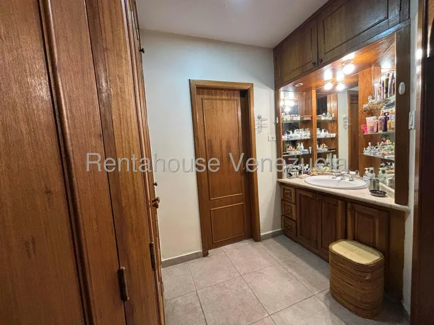 Apartamento (1 Nivel) en Venta en El Bosque, Carabobo - 10