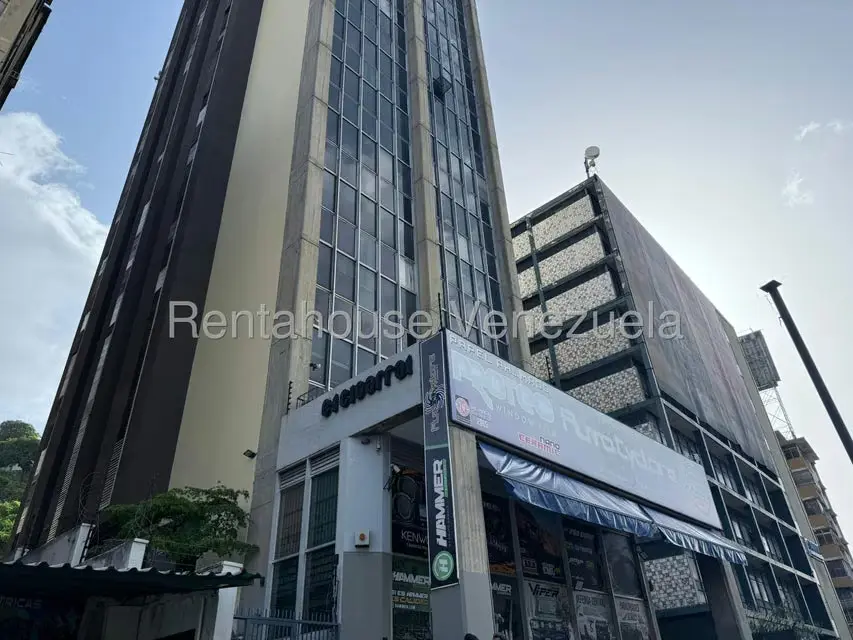 Comercial (Oficina) en Alquiler en Colinas de Bello Monte, Distrito Metropolitano