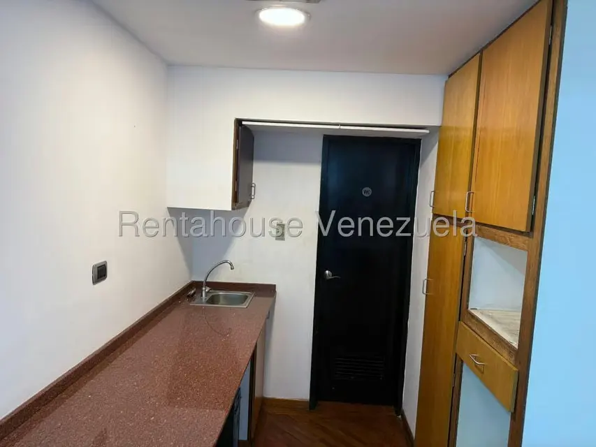 Comercial (Oficina) en Alquiler en Colinas de Bello Monte, Distrito Metropolitano - 15