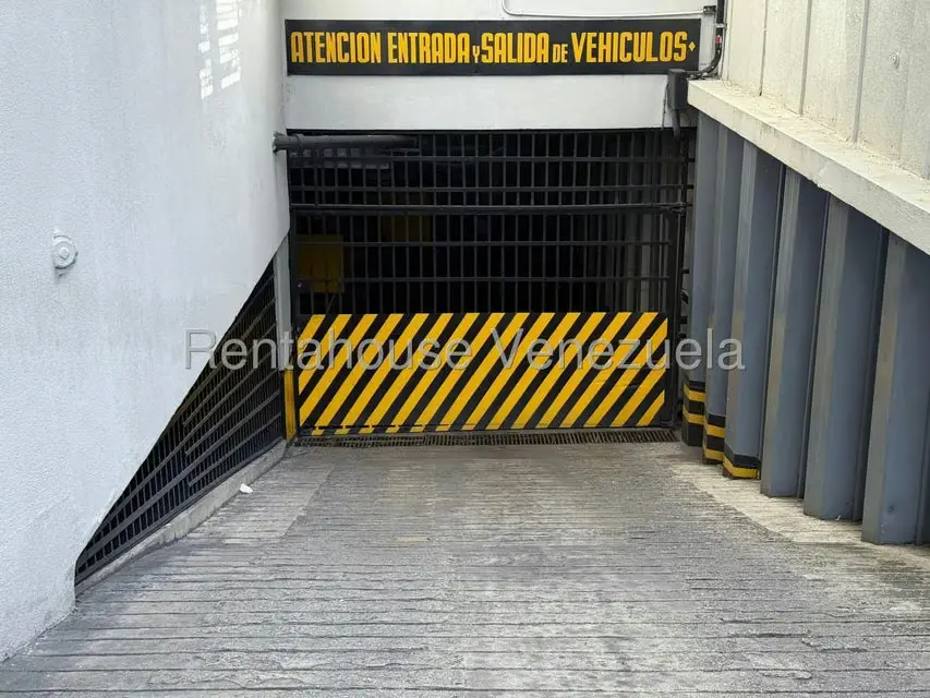 Comercial (Oficina) en Alquiler en Colinas de Bello Monte, Distrito Metropolitano - 22