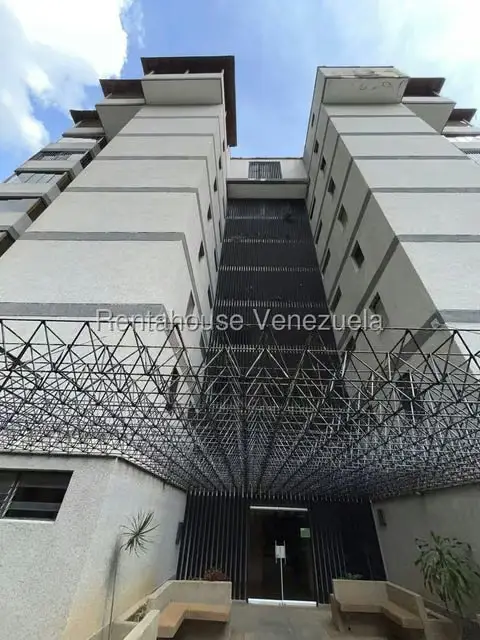 Apartamento (1 Nivel) en Alquiler en Terrazas del Avila, Distrito Metropolitano