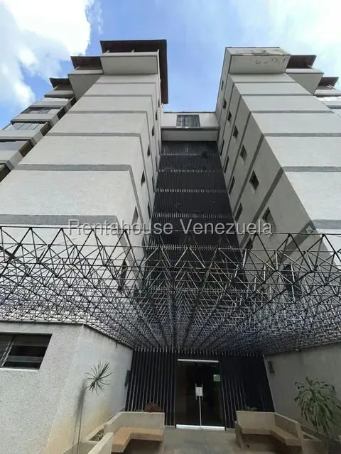 Apartamento (1 Nivel) en Alquiler en Terrazas del Avila, Distrito Metropolitano