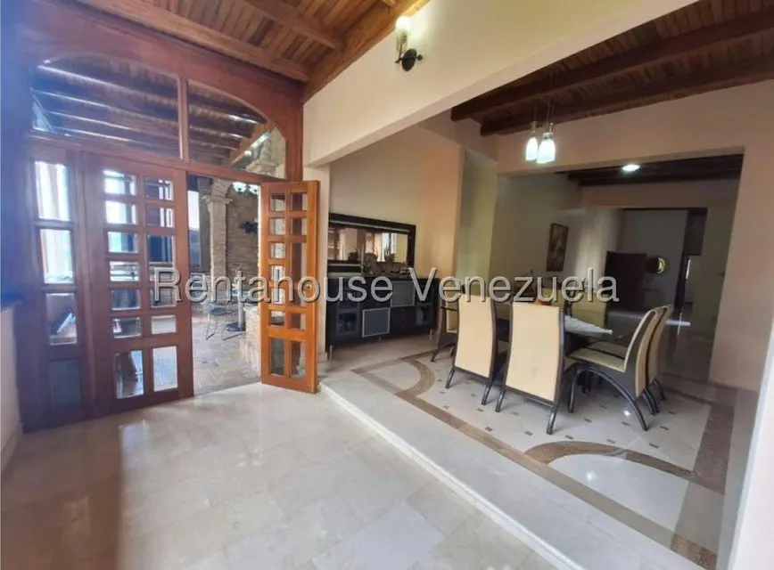 Apartamento (1 Nivel) en Alquiler en Terrazas del Avila, Distrito Metropolitano - 2