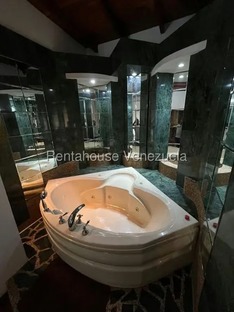 Apartamento (1 Nivel) en Alquiler en Terrazas del Avila, Distrito Metropolitano - 22