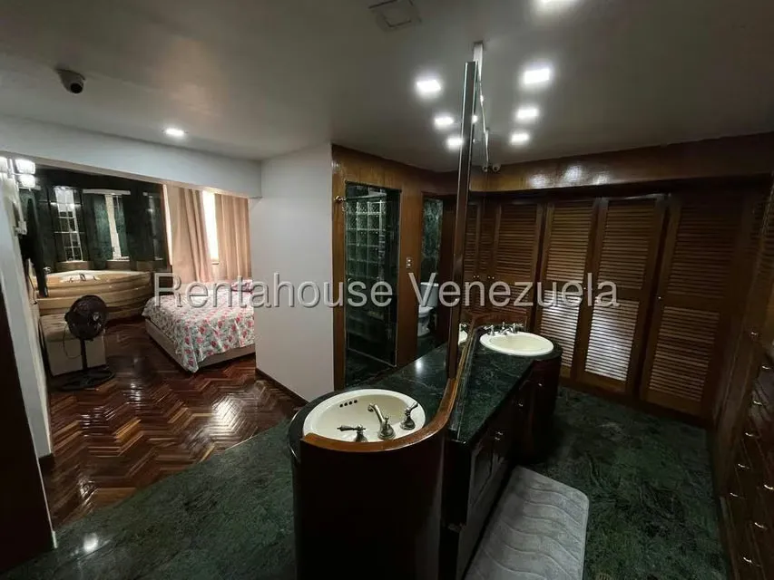 Apartamento (1 Nivel) en Alquiler en Terrazas del Avila, Distrito Metropolitano - 23