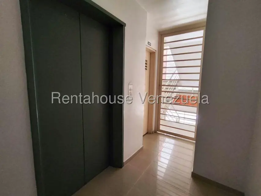 Apartamento (1 Nivel) en Venta en Llano Alto, Miranda - 30