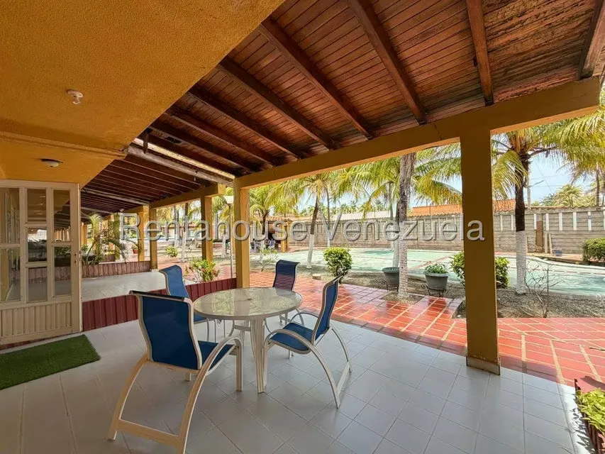 Apartamento (1 Nivel) en Venta en Tucacas, Falcon