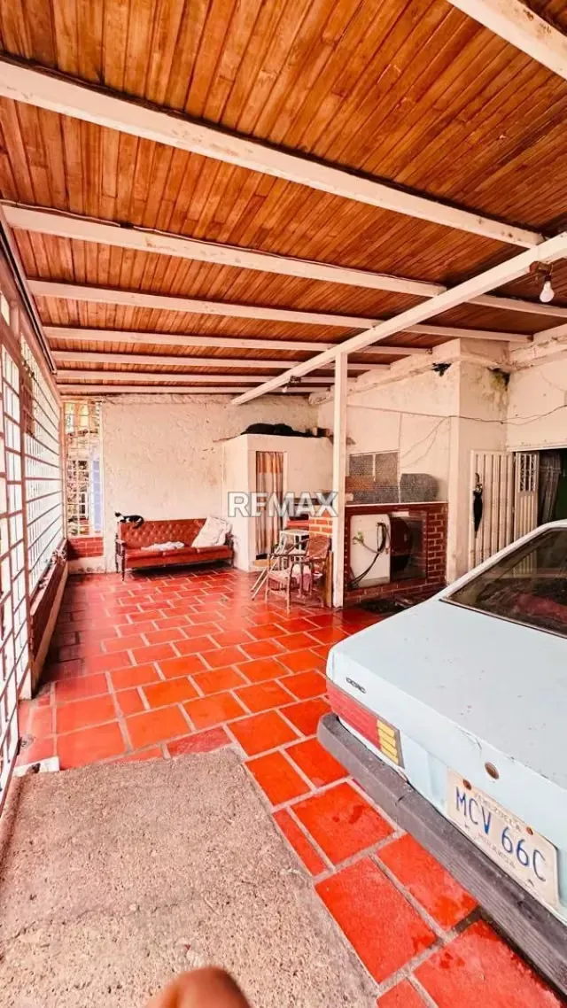 Se vende Casa doble propósito de un solo nivel en Barrio Sucre - 6