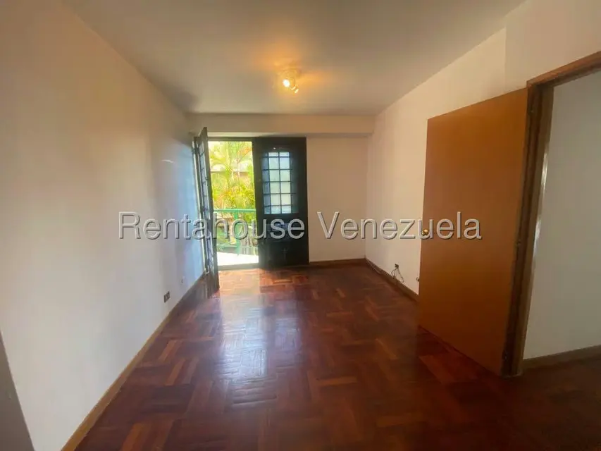 Apartamento (1 Nivel) en Venta en Oripoto, Distrito Metropolitano - 23