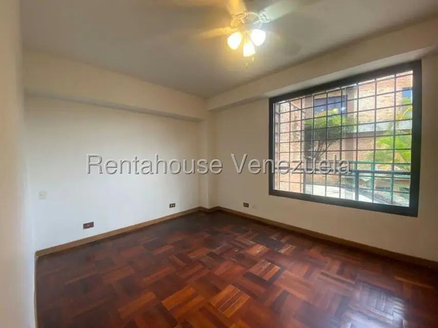Apartamento (1 Nivel) en Venta en Oripoto, Distrito Metropolitano - 26