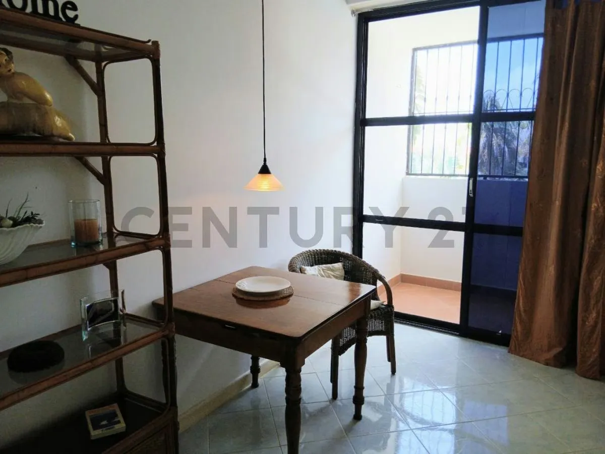 Townhouse Moderno Estilo Europeo en La Mira cerca de Playa El Agua (Oportunidad) - 29