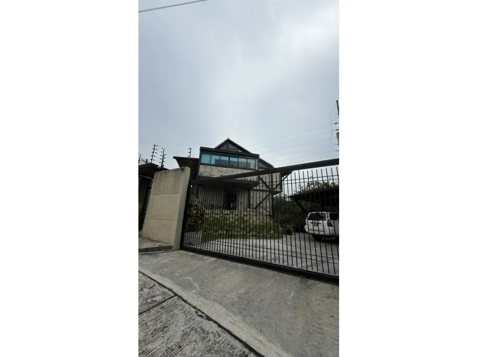 Casa en VENTA en La Escondida