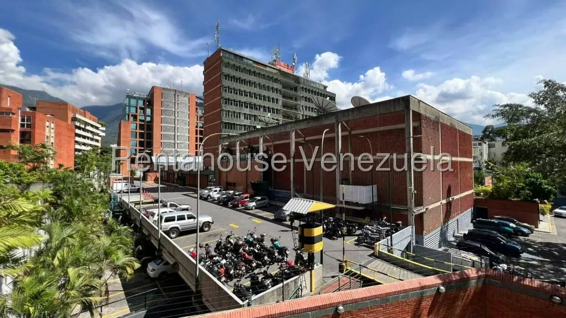 Apartamento (1 Nivel) en Venta en Campo Alegre, Distrito Metropolitano - 18