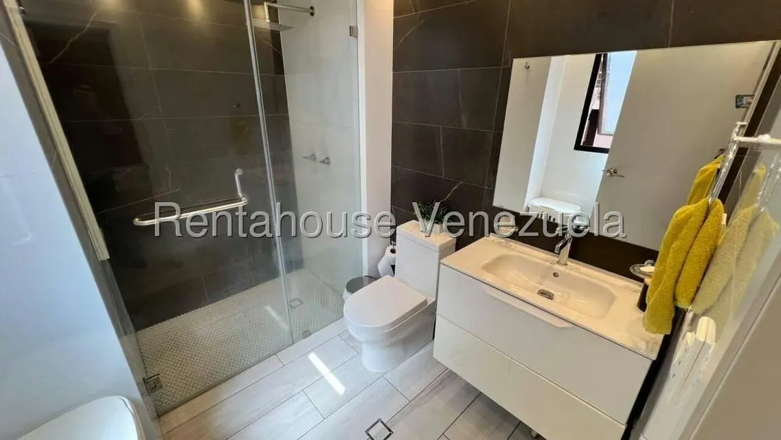 Apartamento (1 Nivel) en Venta en Campo Alegre, Distrito Metropolitano - 19