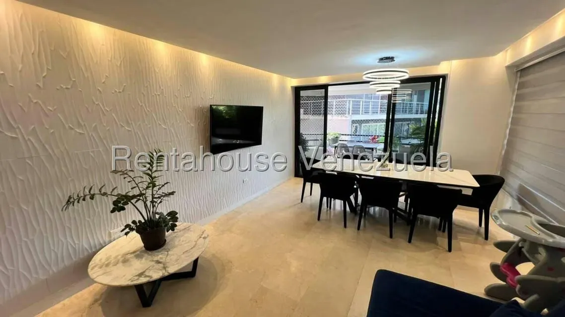 Apartamento (1 Nivel) en Venta en Campo Alegre, Distrito Metropolitano - 5