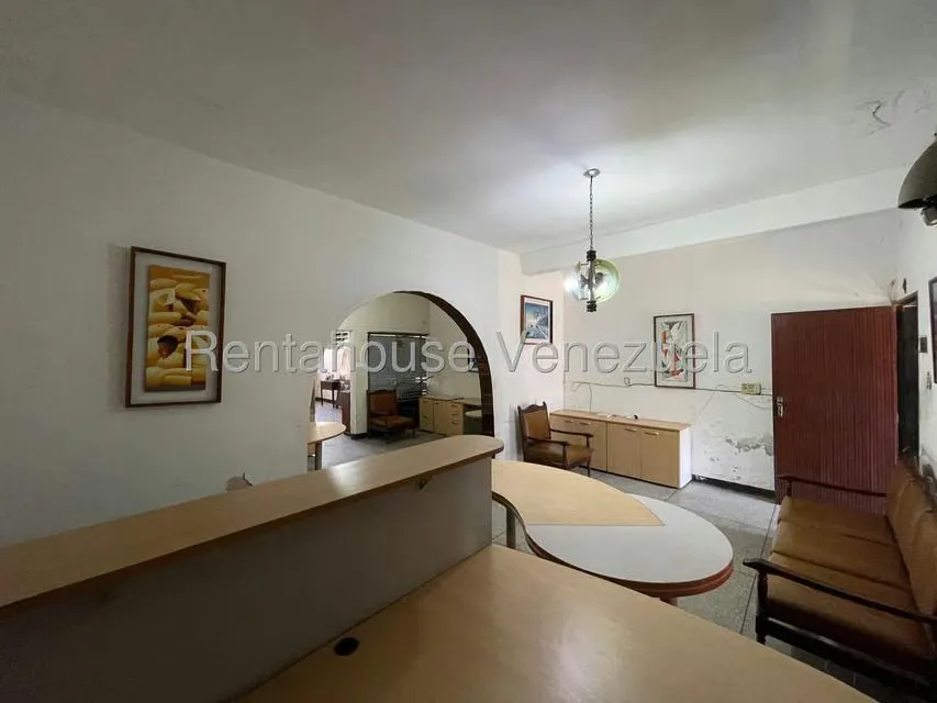 Casa (1 Nivel) en Alquiler en Avenida Sucre, Aragua - 10
